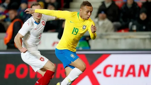 Victoria brasileña, sin lucir.