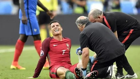Alerta máxima: Cristiano Ronaldo se lesionó solo y pidió el cambio con Portugal