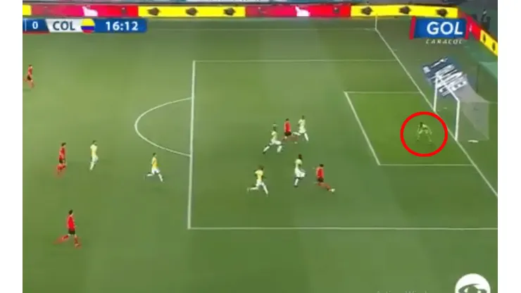 Son remató fuerte, Arboleda puso las manos débiles y hay gol de Corea