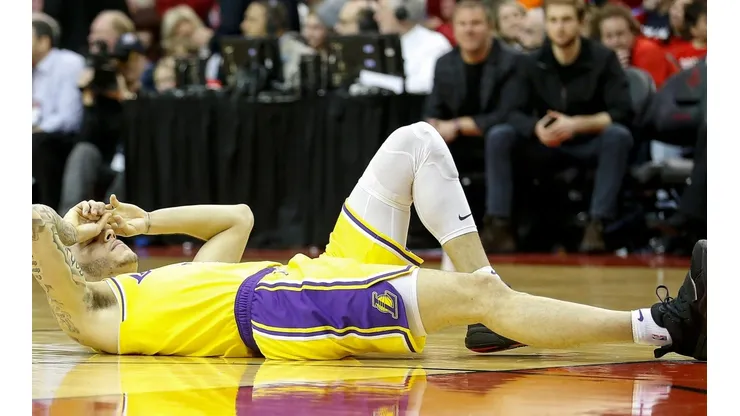 Sonríen los Lakers: Lonzo Ball abandona Big Baller Brand por lesiones de tobillo