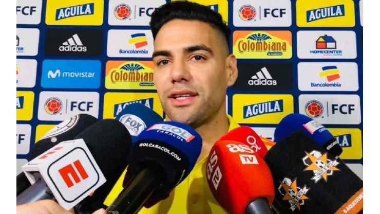 Falcao habla con la prensa. Foto vía: AS Colombia.
