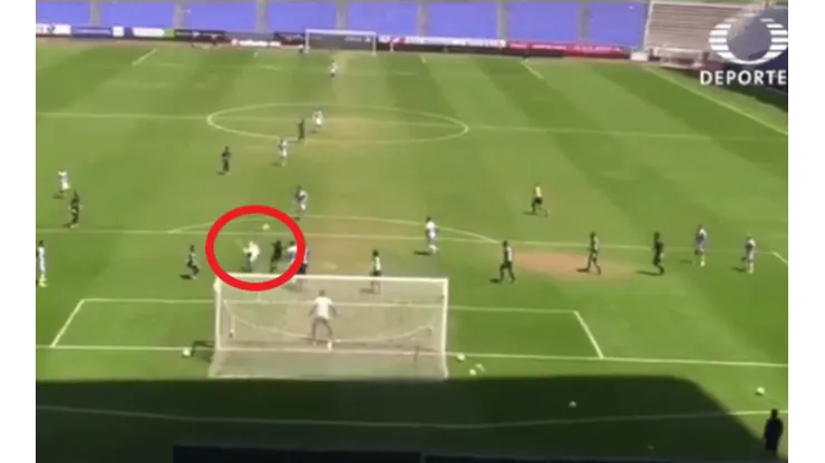 Golazo del Puebla.