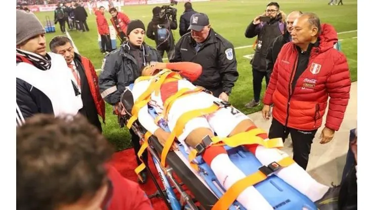 Muy preocupante: Christofer Gonzales salió lesionado