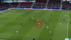 Messi amagó a tres, metió un centro bárbaro y Lautaro Martínez casi hace el golazo del día