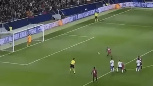 Josef Martínez dio clase de cómo patear un penal ante Argentina