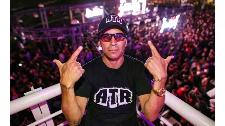 Foto de Pablo Lescano, cantante de Damas Gratis.