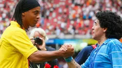 De un Diez a otro: Maradona saludó a Ronaldinho por su cumpleaños