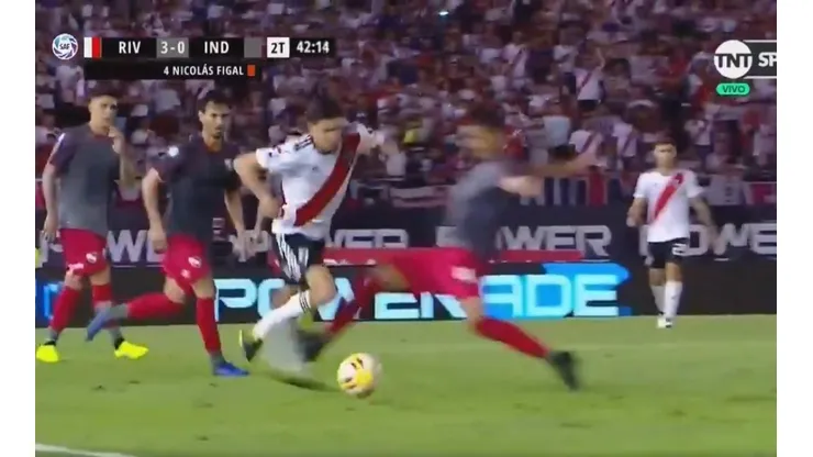 Nacho Fernández le tiró la bronca a Figal por la patada que le pegó