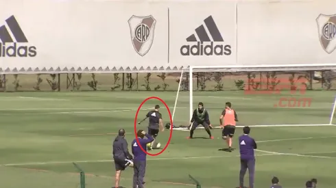 Borré encaró sólo y trolleó al pobre de Lux, quien estaba "atajando"