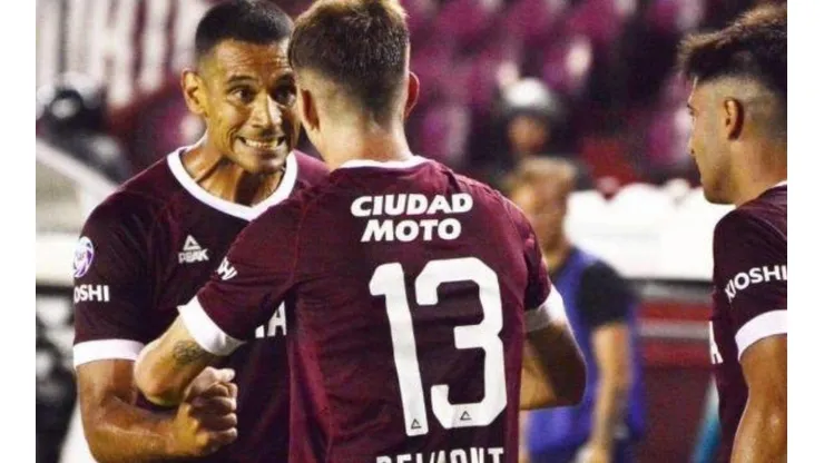 Lanús vs Huracán Las Heras por la Copa Argentina.