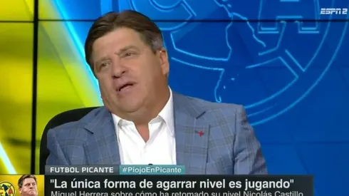 Miguel Herrera eligió entre Henry Martín y Nico Castillo