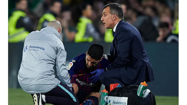 Malas noticias para Luis Suárez, Barcelona y Uruguay