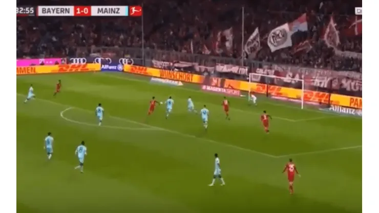 James Rodríguez mandó a guardar la asistencia de pecho de Goretzka
