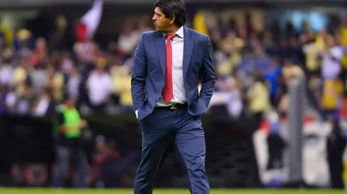 A los aficionados de Chivas se les acabó la paciencia con Pepe Cardozo y piden su renuncia