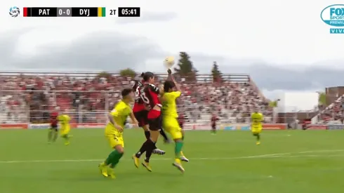 Se paraliza la Superliga: el árbitro sorprendió a todos cobrando un penal y Patronato le gana a Defensa