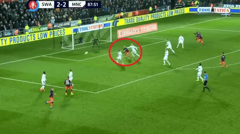 En offside y de palomita: el gol de Agüero a los 88' para salvar al Manchester City