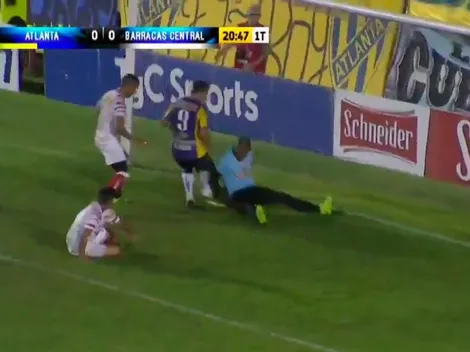 A Atlanta le anularon un gol muy extraño y la hinchada explotó contra Chiqui Tapia