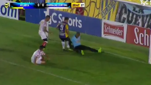 A Atlanta le anularon un gol.