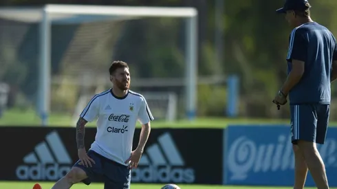 Patón Bauza volvió a hablar de Messi y la Selección Argentina