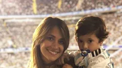 Antonella Roccuzzo puso su mejor sonrisa, pero Ciro nos mató con su cara de dormido