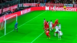 Gol de Van Dijk de cabeza.