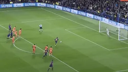 Al Barcelona le regalaron un penal y Messi lo aprovechó ¡para humillar al Lyon!