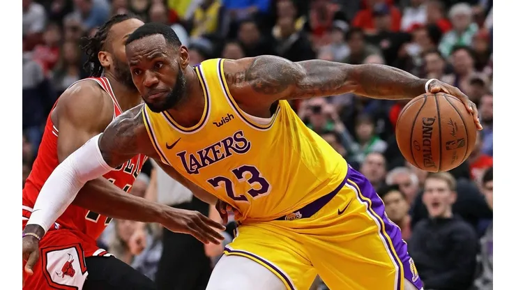 LeBron no se rinde y quiere llevar a los Lakers a playoffs