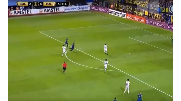 Sí, pueden jugar juntos: Tevez lo asistió y Zárate clavó el 3-0 de Boca