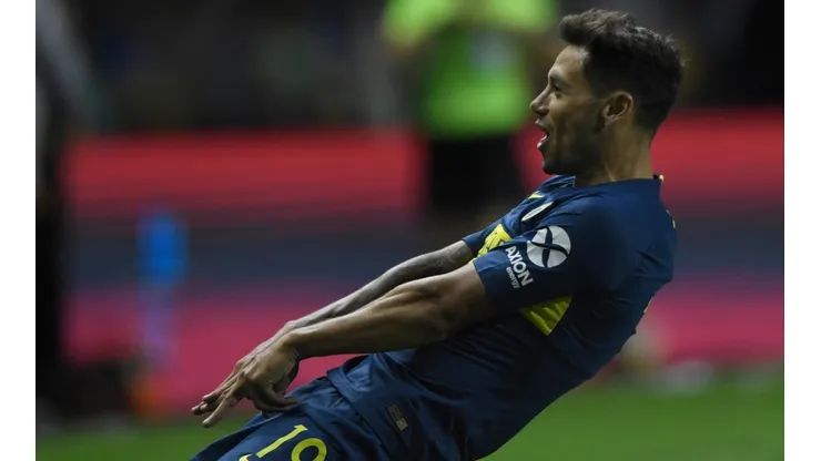 Mauro Zárate mostró en una frase que está enamorado de La Bombonera