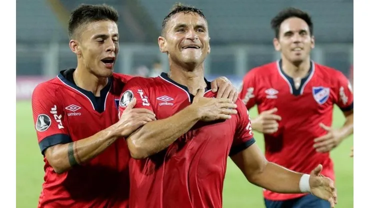 Nacional vs Atlético Mineiro por la Copa Libertadores.