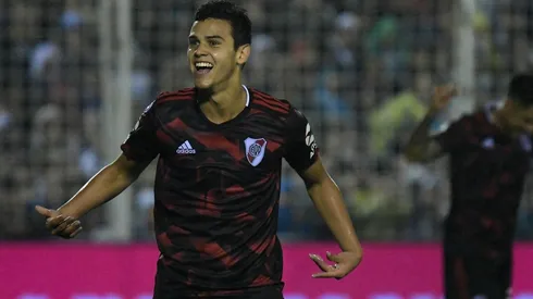 Cristian Ferreira festeja su gol ante Atlético Tucumán.