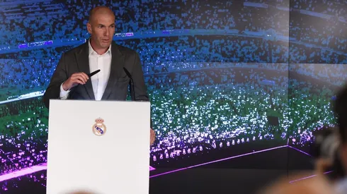 Foto de Zinedine Zidane en su presentación.