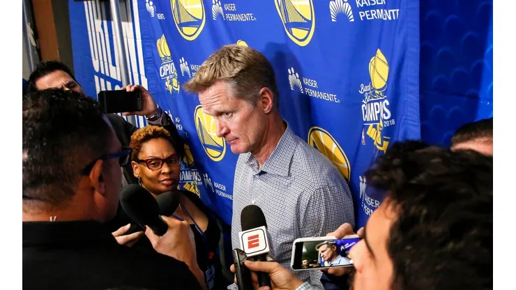 Polémica: Steve Kerr se burla de sus palabras en contra de Draymond Green