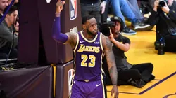 Periodistas creen que los Lakers deberían traspasar a LeBron James