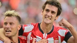 Albertengo festeja su tanto.