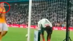 Salcedo saltó a defender a Guzmán y se cruzó con la hinchada de Rayados