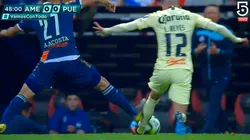 Acosta se fue a las duchas por un patadón a Reyes