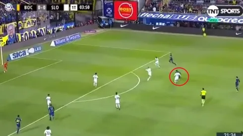 Gran remate de Mauro Zárate.