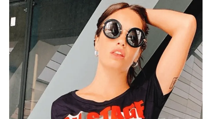 Las fotos de Lali Espósito con cara de dormida, pero muy despierta