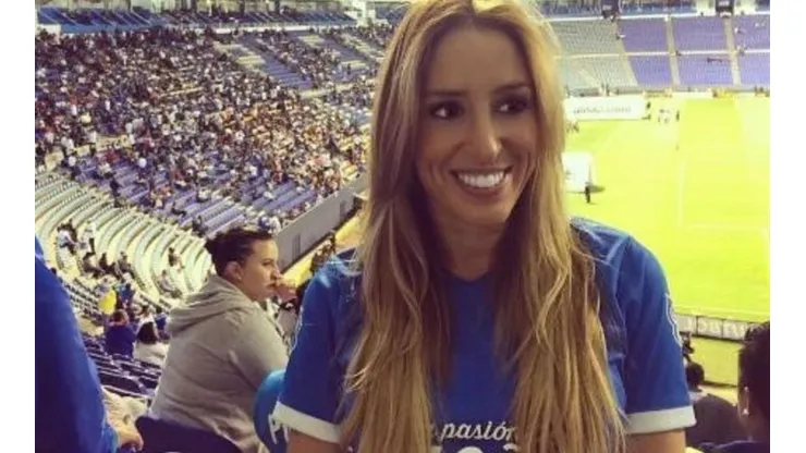 Barbie Blanco en la cancha de Racing.