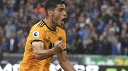 Raúl Jiménez tendrá la máscara del "luchador sin cara"