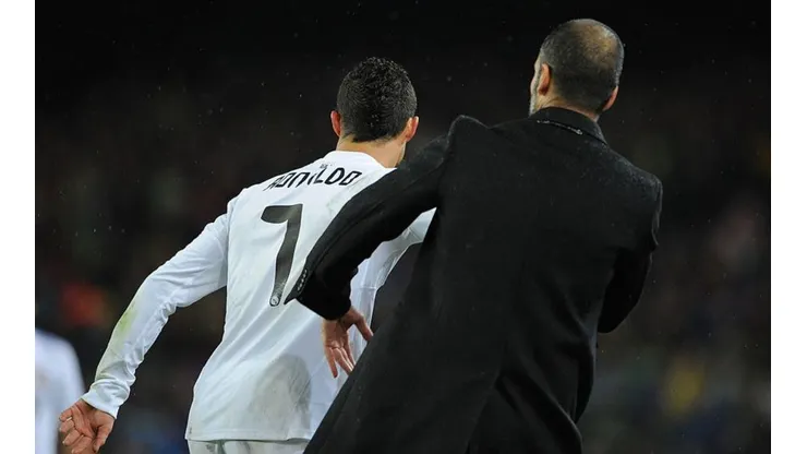 Cristiano empujó a Guardiola en un Madrid - Barcelona. ¿Se reunen?