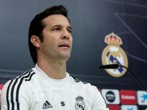 Solari llegó una hora tarde a la conferencia y le pegó a varios de sus jugadores