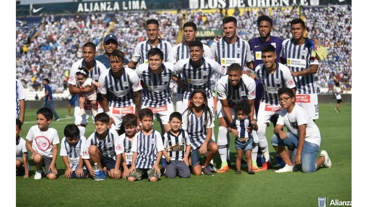 Russo ya tendría definido el once titular para medirse ante Cantolao