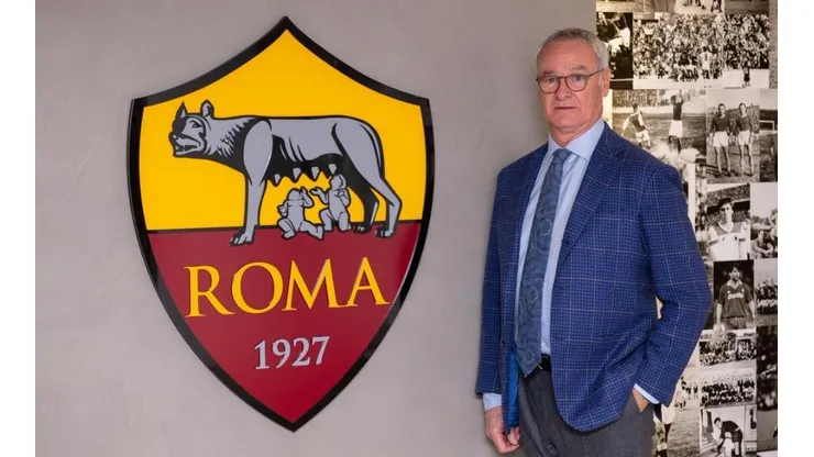 Ranieri fue oficializado como DT de la Roma.