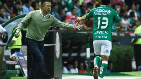 Mena reveló por qué llegó sorpresivamente a León