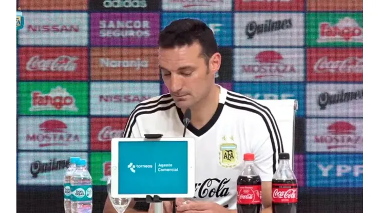Scaloni, indignado con la pregunta.