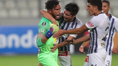 Brilló defendiendo los colores del Alianza Lima pero no quiere pensar en la Selección