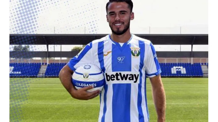 Gran gesto del Leganés de Diego Reyes para el Día de la mujer
