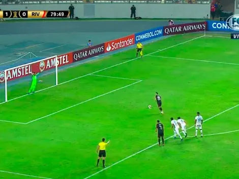 Alianza Lima lo gritó como un gol: Gallese le tapó un penal a Borré